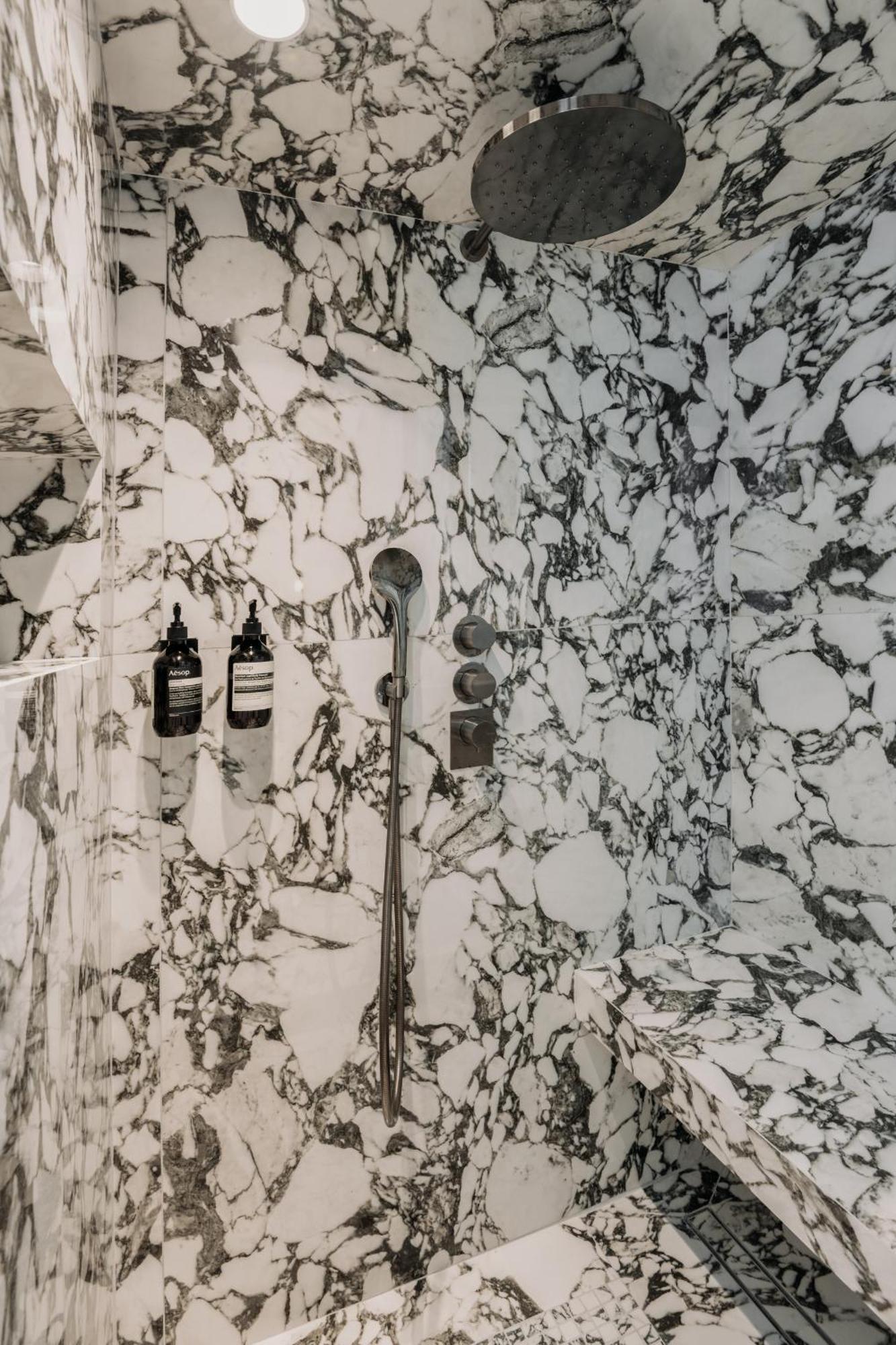 Highstay - Luxury Serviced Apartments - Louvre Paris Eksteriør bilde